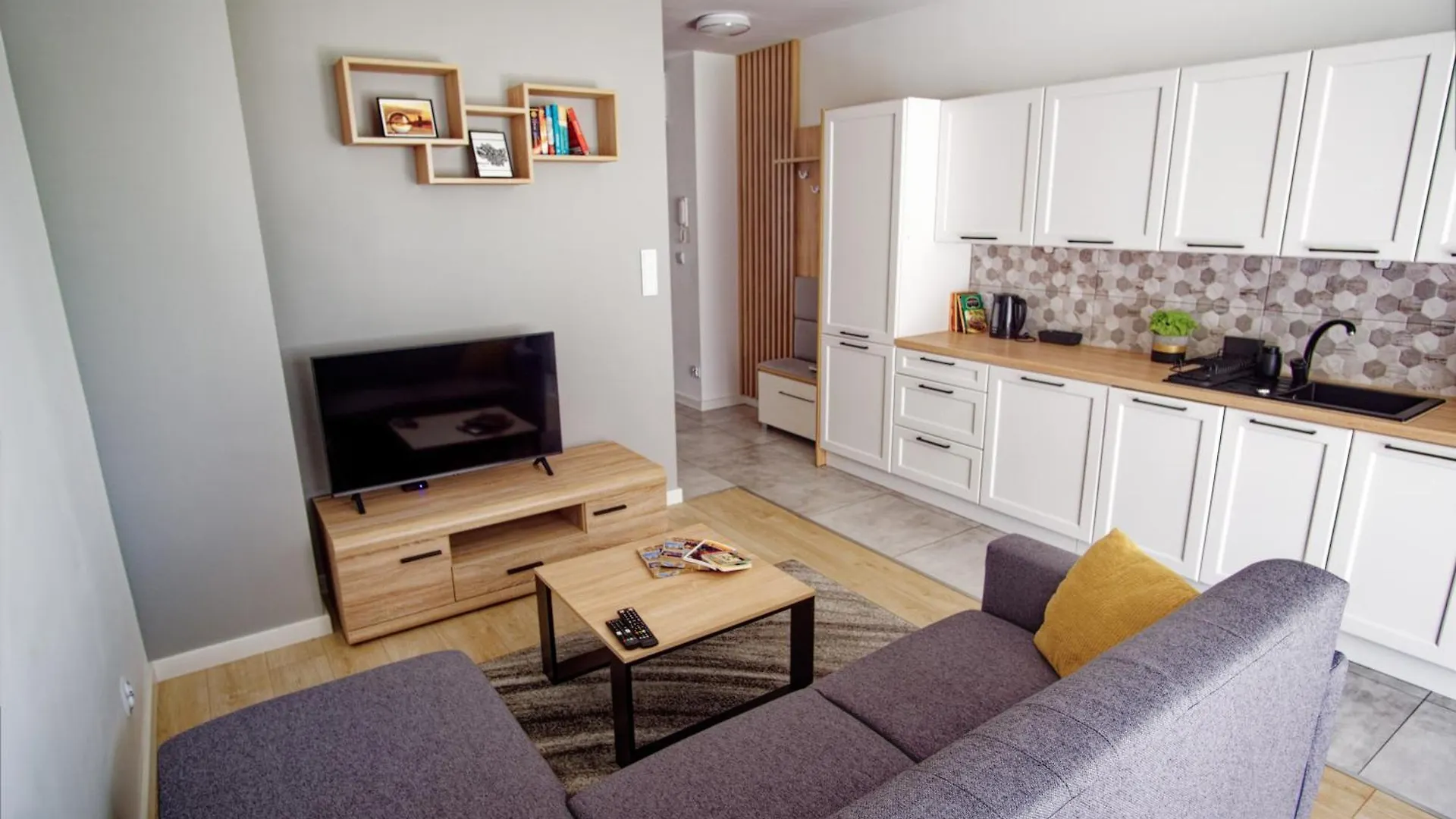 Przytulny Apartament Z Ogrodkiem W Doskonalej Lokalizacji Fair Rentals contacts